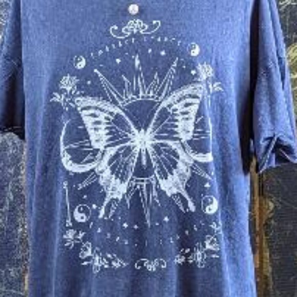 Rebellious One Casual Top - XL - Blue/Gray & White Graphic - Picture 3 of 5